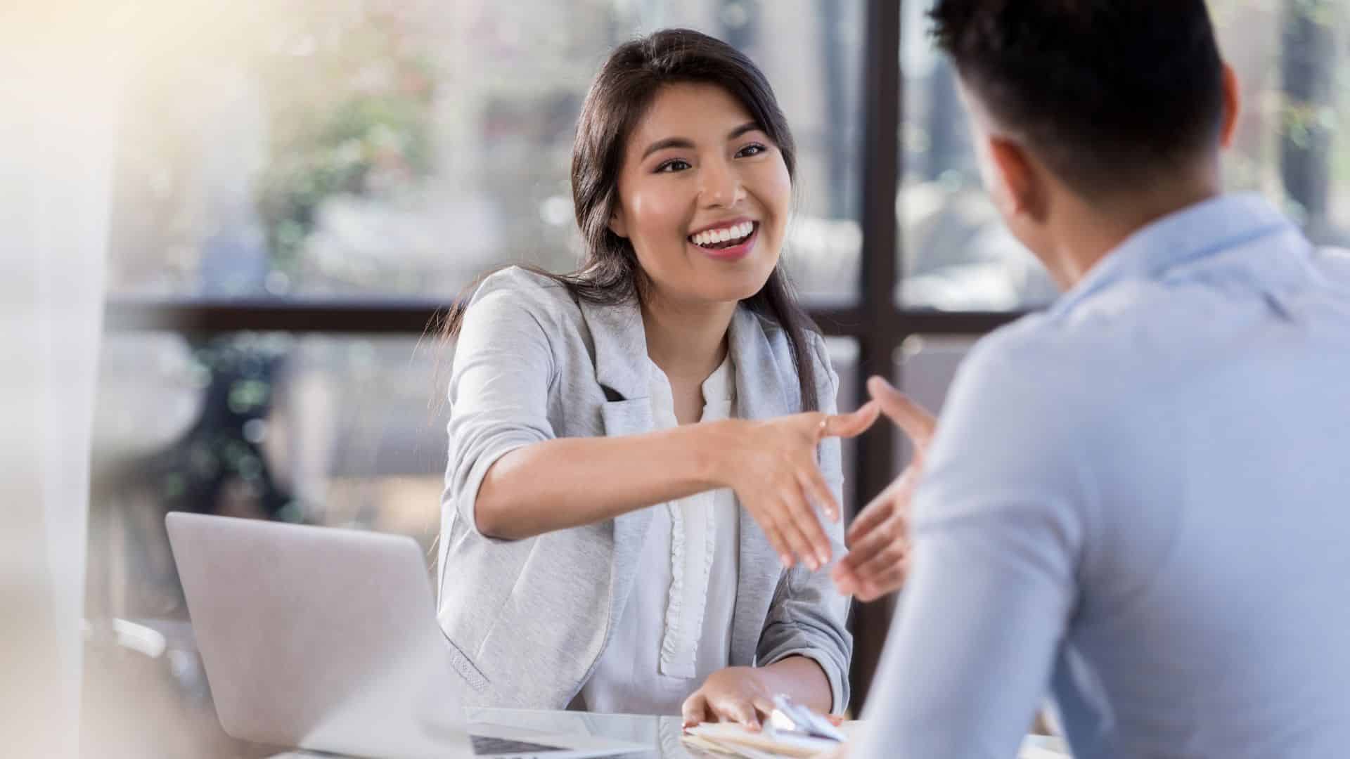 Read more about the article איך לקבל "כן" על קורות החיים שלנו?